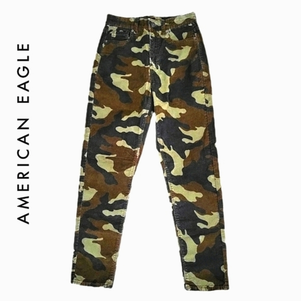 New American Eagle Mom Jeans Corduroy Camo Print Size 0